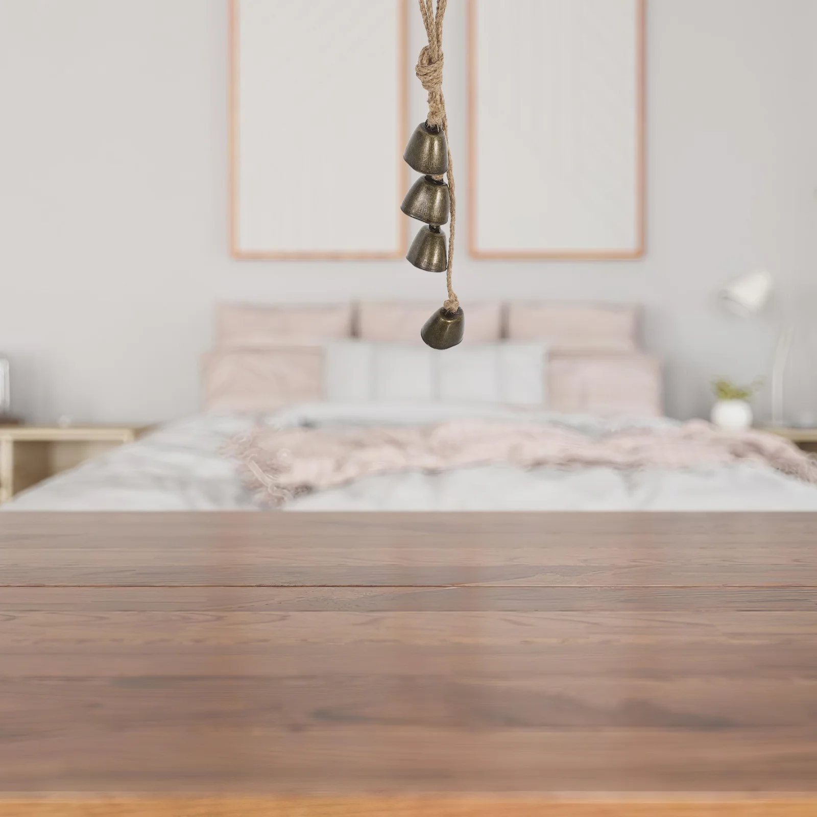 

Vintage Metal Cowbell Wind Chime with Natural Jute Rope Rustic Farmhouse Decor for Balcony Garden Patio Indoor Outdoor Pendant