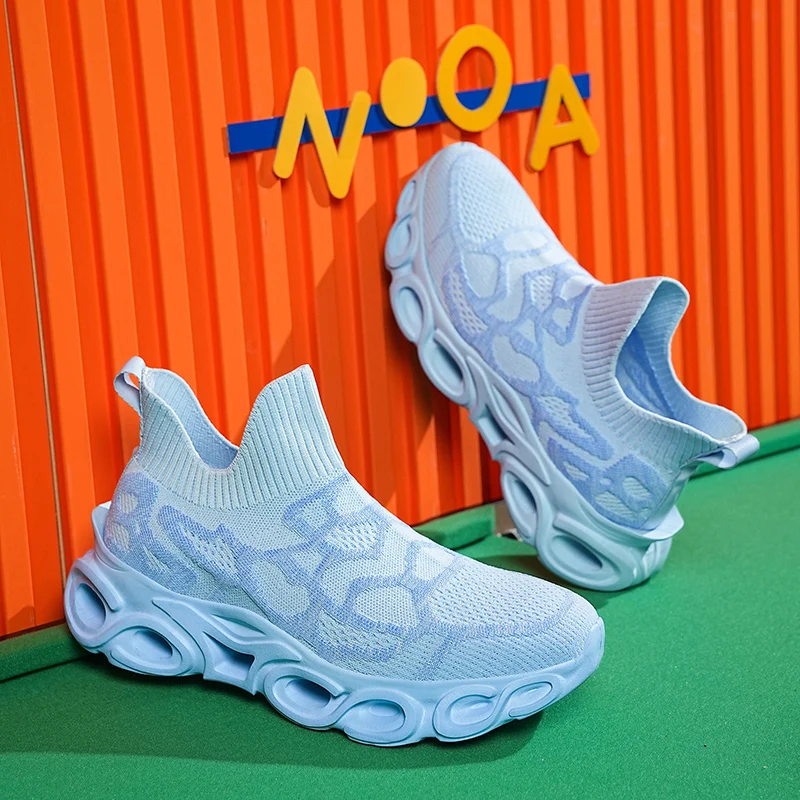 

Fashion Summer Men's Running Shoes Breathable Knit Socks Shoes Men Comfortable Lightweight Blade Sneakers Male zapatillas hombre