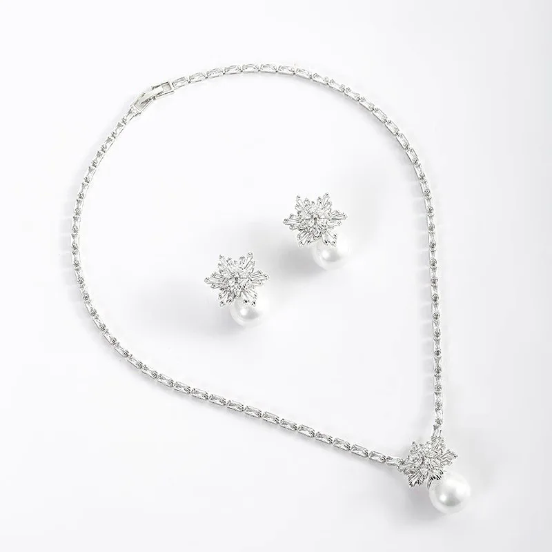 Elegant S925 Sterling Silver Jewelry Set Featuring Snowflake Pearl Zircon Necklace and Classic Bead Stud Earrings for Daily Use