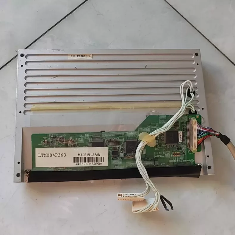 tested-intact-84”ltm084p363-lcd-display-screen