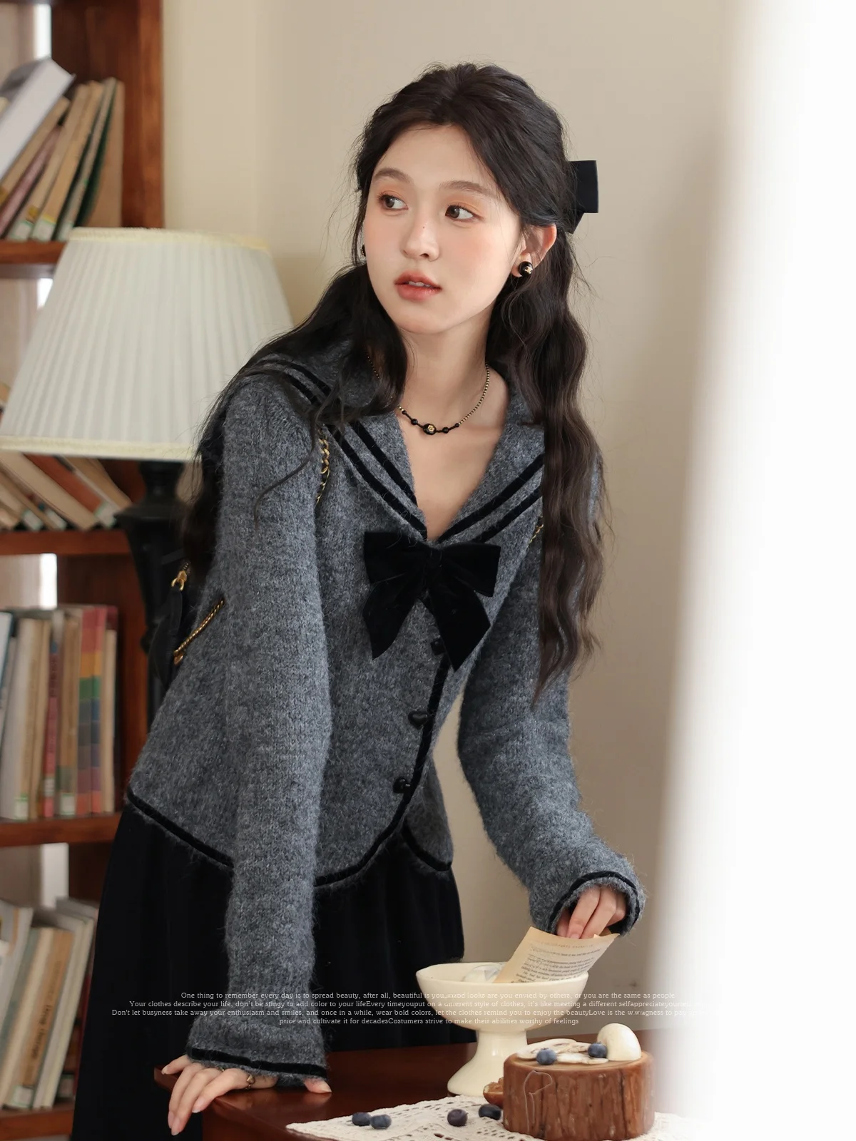 

Мягкий уютный свитер с воротником-стойкой темно-синего цвета, женский, свободный, красивый, вязаный, для ранней осени, новый, для повседневной носки, прямой крой, свитер-труба