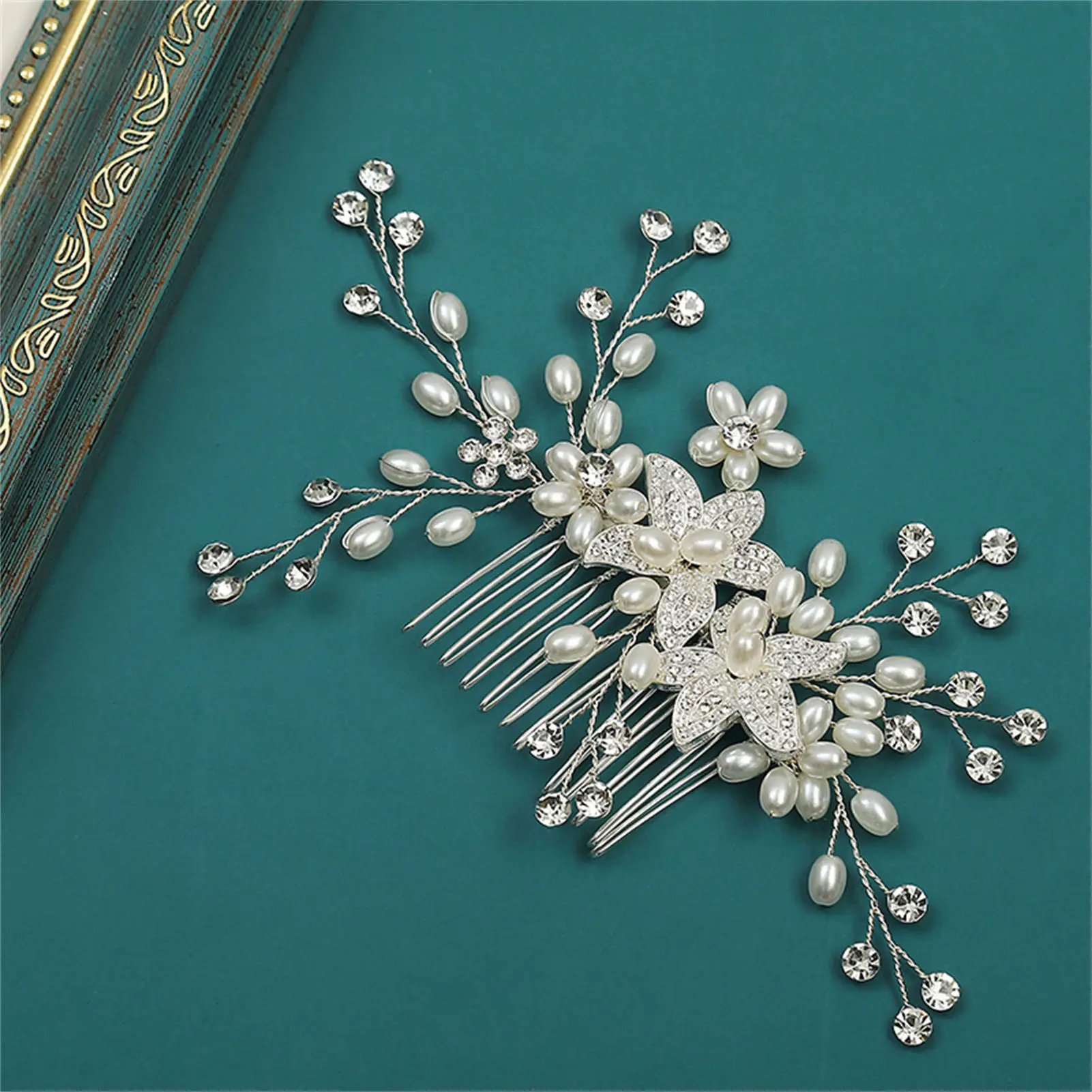 Handmade Pearl Hair Comb Headpiece Luxurious Alloy Hair Accessories with Rhinestone for Woman Hair Decorative Ornaments