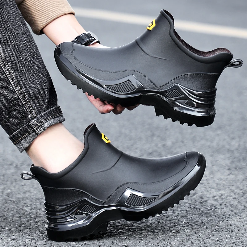 Unisex Low-Top Thick-Heeled Waterproof Work Boots Anti-Slip Outdoor Activity Shoes for Men And Women Youth And Middle-Aged
