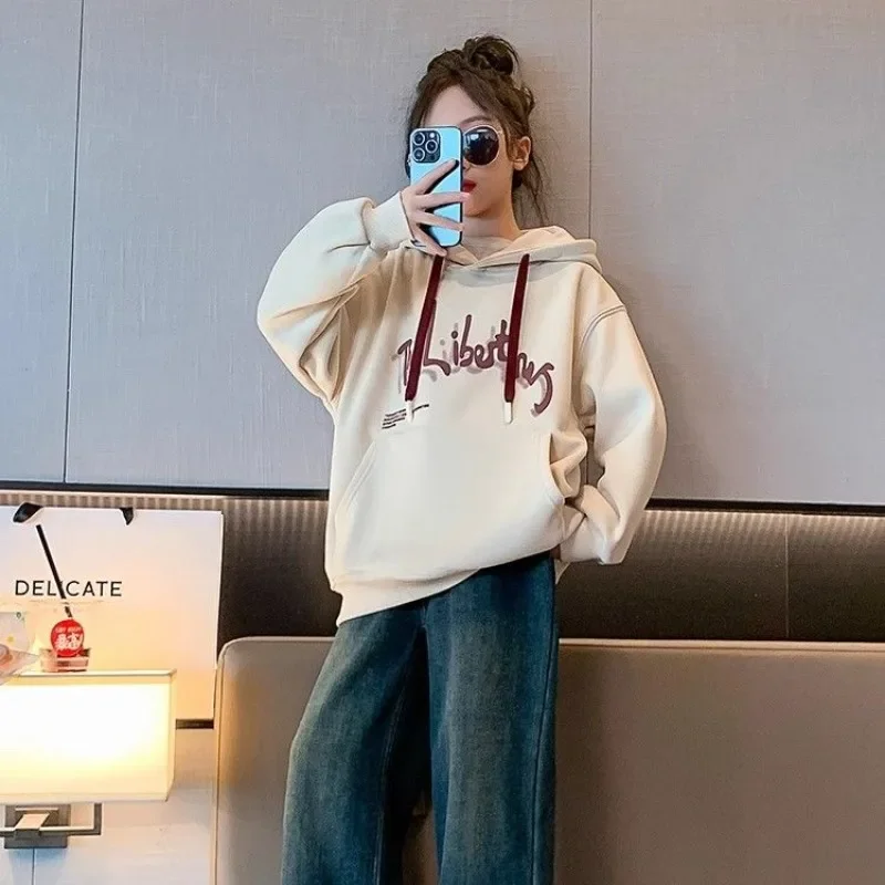 Stylish Tween Girls' Oversized Fleece-Lined Hooded Sweatshirt Casual Wear for Kids - Warm & Comfortable Autumn/Winter Outerwear