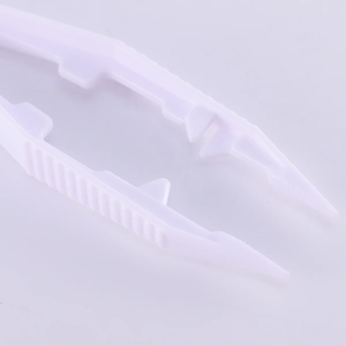 Angoily 13-delige spellbonen plastic pincet kralen ambachtelijke mini-kralen educatieve kunstgereedschapset wit