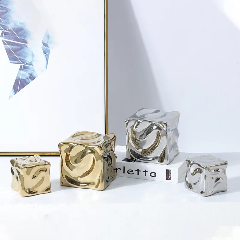 Square folded ice cubes, gold and silver colored ceramics, modern French light luxury ornaments, home model room decorations