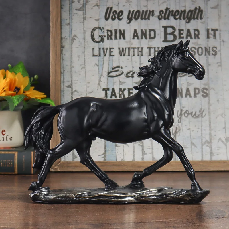 1PC Vintage Chinese-Style Resin Horse Sculpture Home Decor for Bedrooms Studies Office Desks Art Collectible