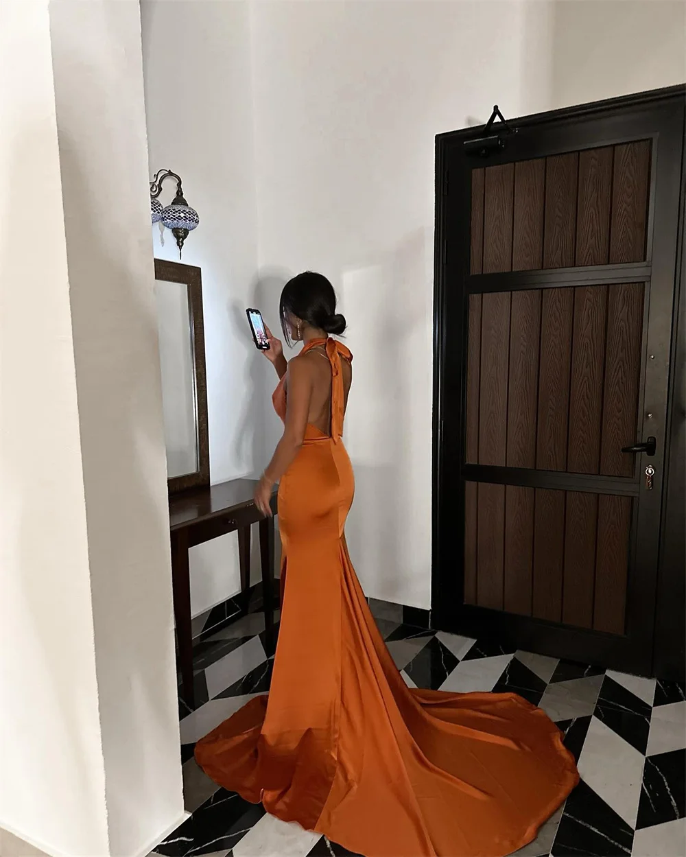 Mila Orange Halter Neck Backless Prom Dresses Sleeveless Customized Evening Woman Dresses Court Train vestidos de fiesta 2025