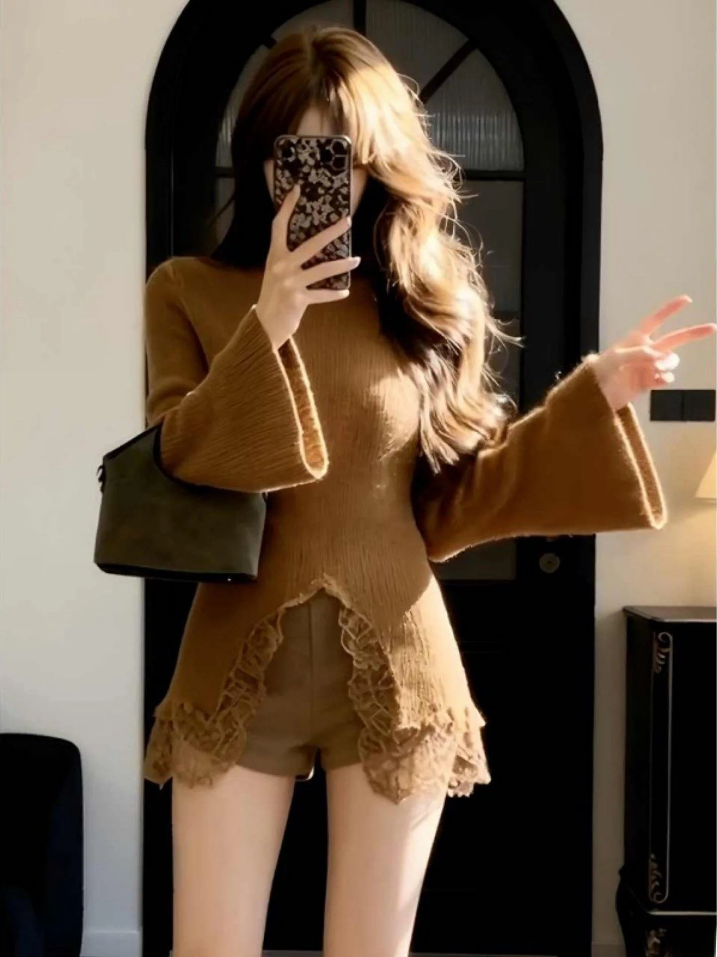 

Retro Sle Spliced Knitted Top Women's Faion Winter Design Sensation Waist-Cinching Upper Body Korean Sle Casual Wear