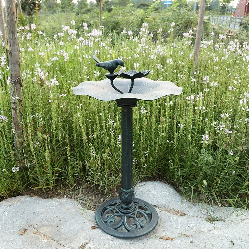 Large Cast Aluminum Bird Feeder Outdoor Garden Decoration Iron Food Basin for Home Hotel Villa Animal Floor Ornament
