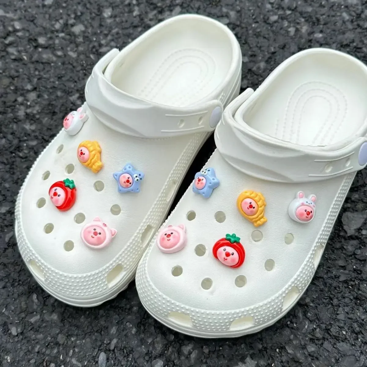 Loopy Slippers Button Kawaii Trendy Cartoon Character Shoes Decoration Diy Material Lovely Cute Girls Kids Gift Stylish Sweet