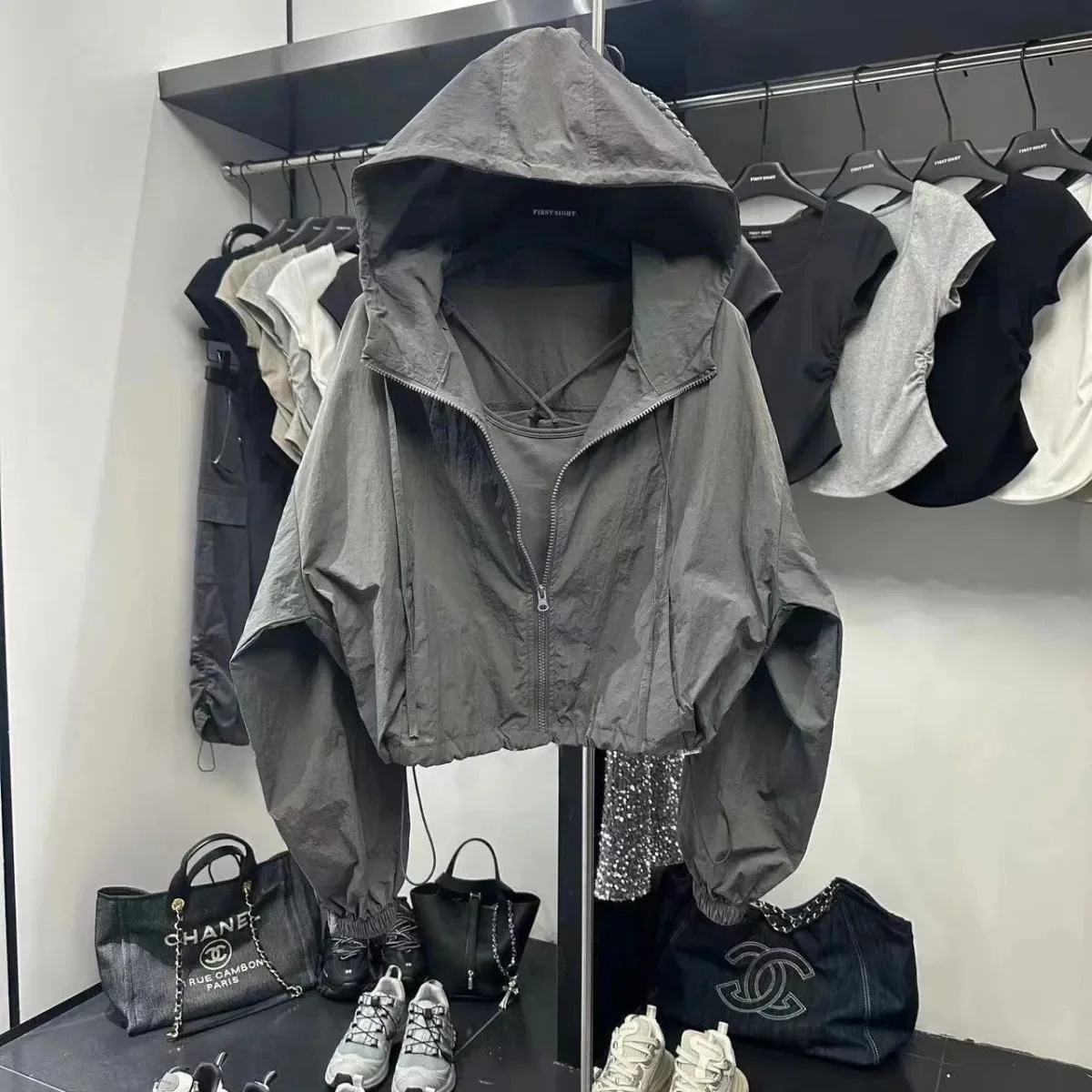 

Summer Women Thin Jacket 2025 New Casual Short Jacket Top Loose Breathable Drawstring windbreaker Hooded Sun Protection Clothes
