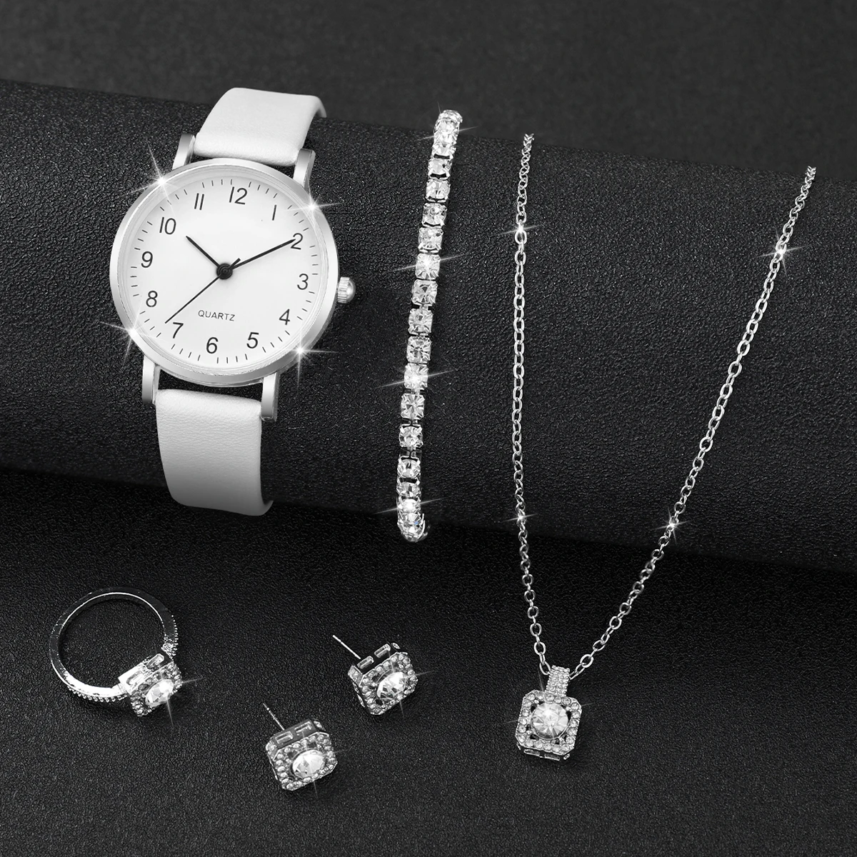 Dames High-End Temperament Horloge Sieraden Set Zilver Vierkant Diamant Sieraden Digitaal Horloge 6-delige Set