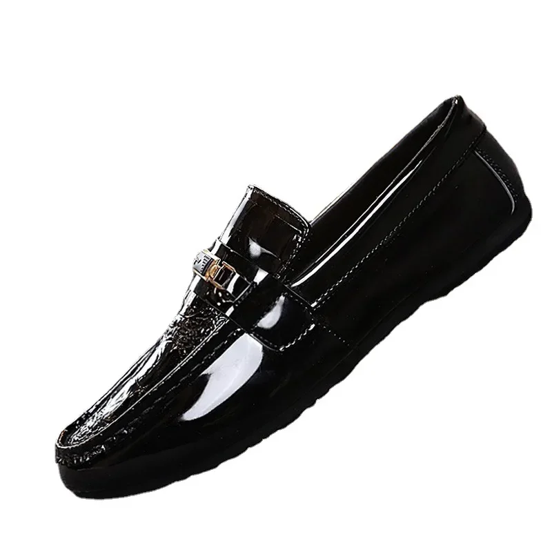 2024Hot Scarpe da uomo in pelle da uomo d'affari traspiranti Estate Slip on Mocassini da uomo Scarpe casual in pelle Scarpe basse nere Scarpe da guida Mocassini