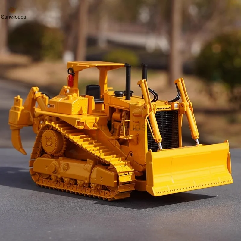 

Модель из сплава CAT 1:48, трактор трекового типа без окон, бульдозер D10, литье под давлением, модель игрушечного автомобиля, коллекционный подарок и дисплей