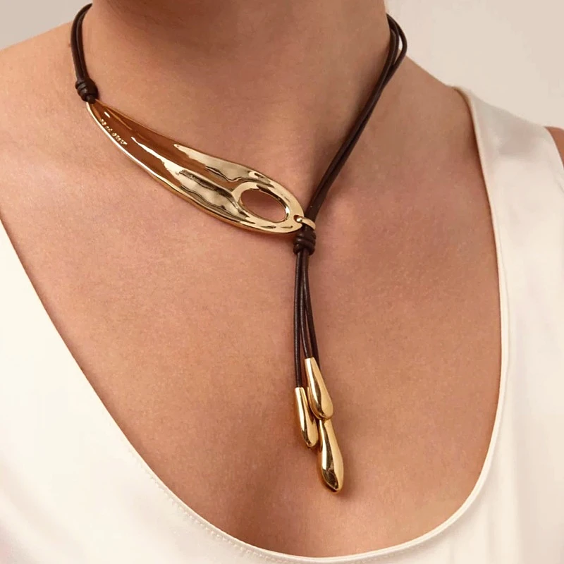 HANGZHI Punk Metal Feather Shaped Necklace Y-shaped Water Drop Tassels Pendant Rope Chain Vintage Funky Jewelry for Women Men