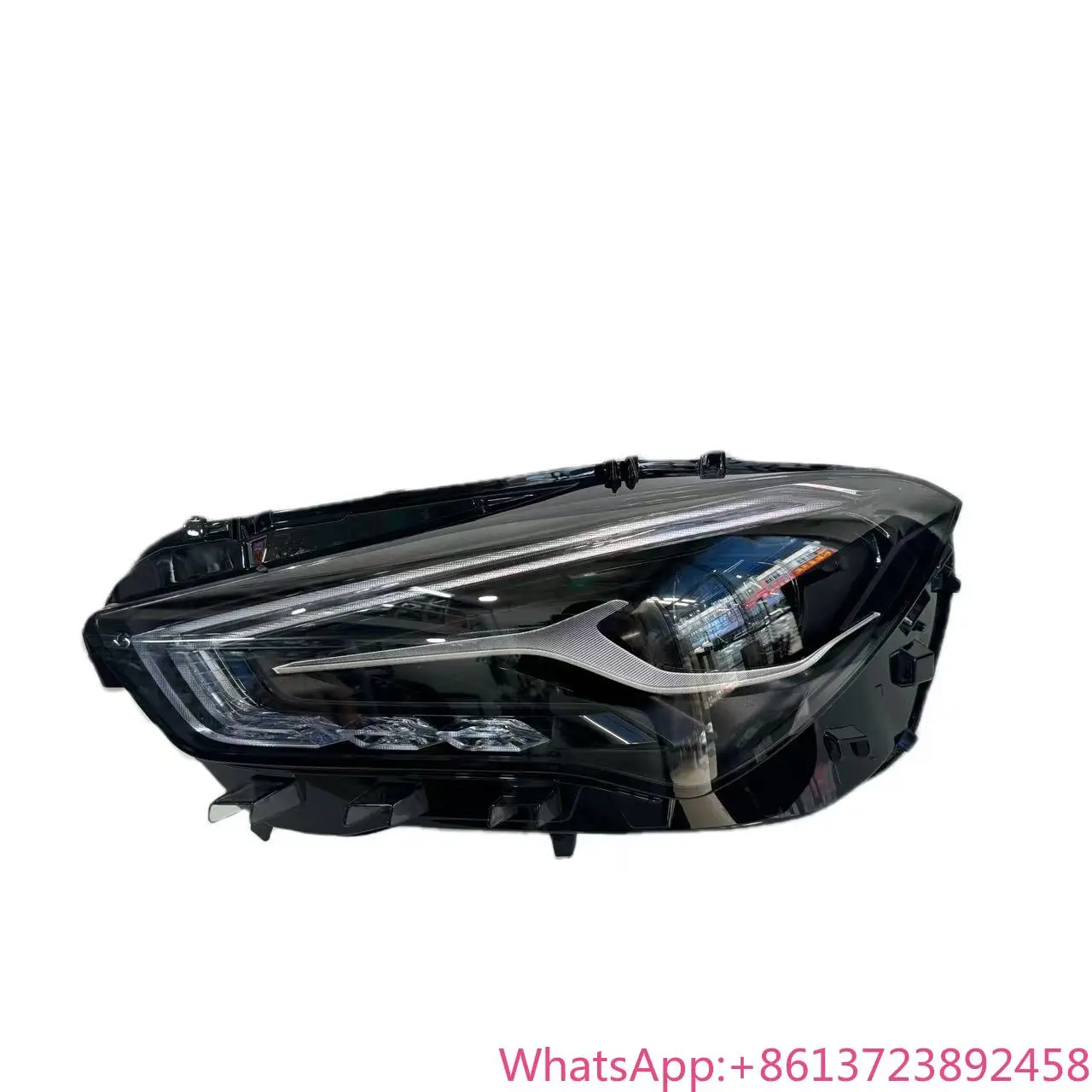 

W118 Is Suitable for Mercedes-Benz CLA-class CLA200 CLA260 LED Headlamp 12V 6000K Automotive Lighting System 2020-2023