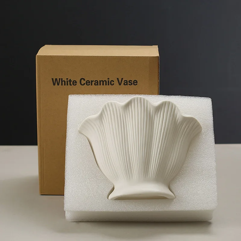 High-End Unglazed Shell Ceramic Vase, Decor Ornament for TV Cabinets, Entrances