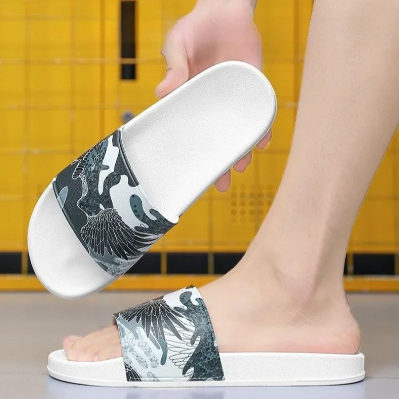 

Мультяшные милые тапочки с нескользящей платформой для женщин и мужчин, домашние шлепанцы для ванной комнаты, парные сандалии с мягкой подошвой для дома