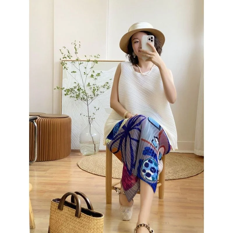 

Модный повседневный летний комплект: плиссированный топ без рукавов для похудения и прямая юбка-труба из полиэстера со средней талией