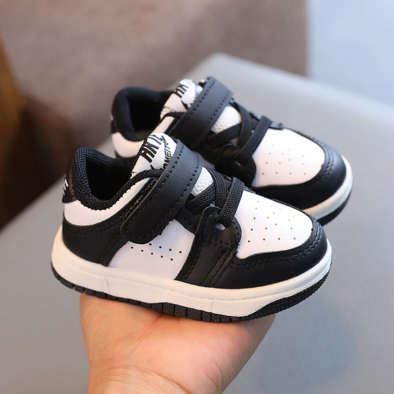 Sepatu Bayi umur 0-3 tahun, sneaker sol lembut Anti Skateboard sol lunak Musim Semi dan Gugur untuk lelaki 2024