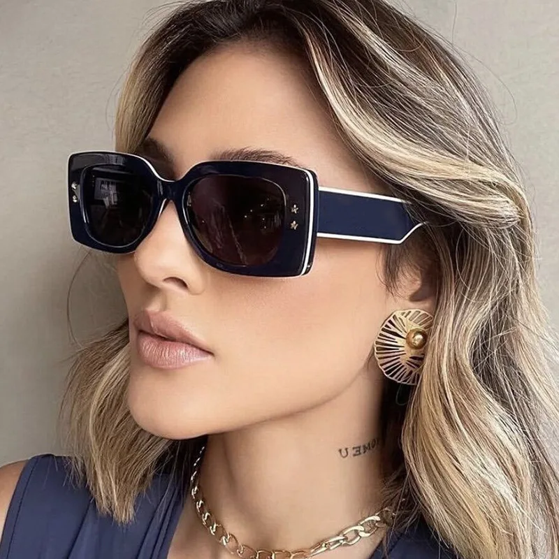 Ins Popular Square occhiali da sole donna Retro Punk Clear Ocean Lens Eyewear Men Shades UV400 Luxury Brand Oculus occhiali da sole