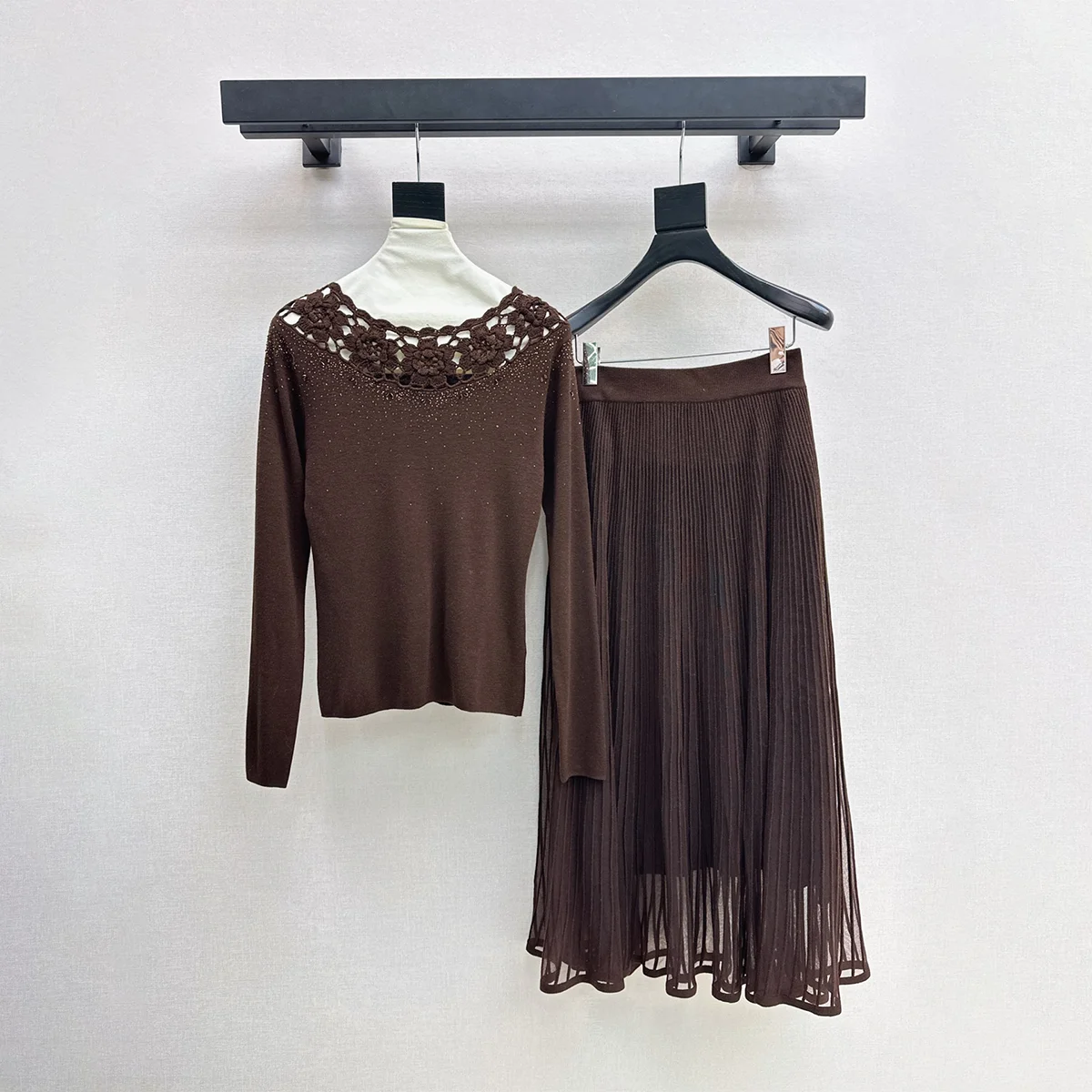 2026 High Quality Women's Gentle Wind Hot Diamond Hanging Mesh Medium Length Half Skirt Set261016144