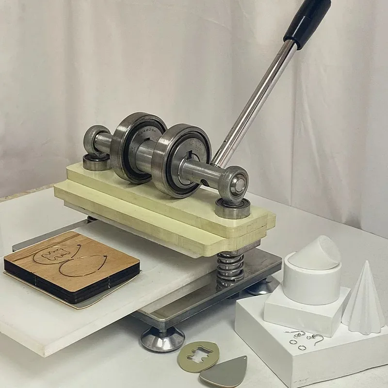 0.8T Manual Press Cutting Machine Portable Die Cutting Stamping Press Hand Leather Cutter for PVC Paper Fabric DIY Craft Cutting
