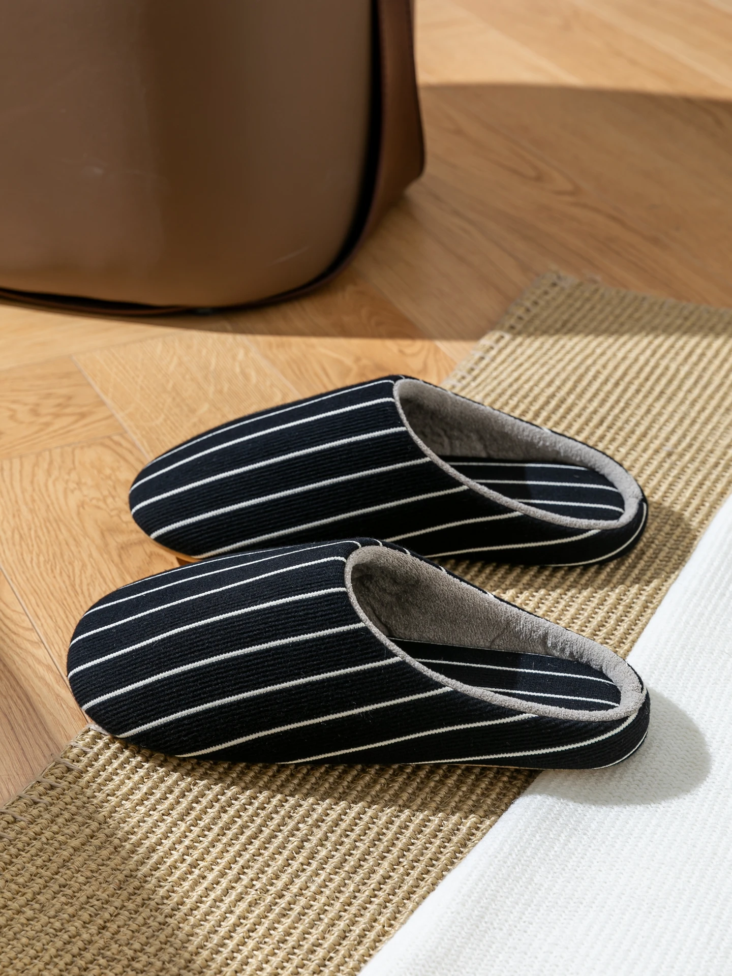 Japanische gestreifte Hausschuhe, Unisex für Frühling & Herbst, bequeme, atmungsaktive, rutschfeste flache Hausschuhe für das Schlafzimmer – Detail 10