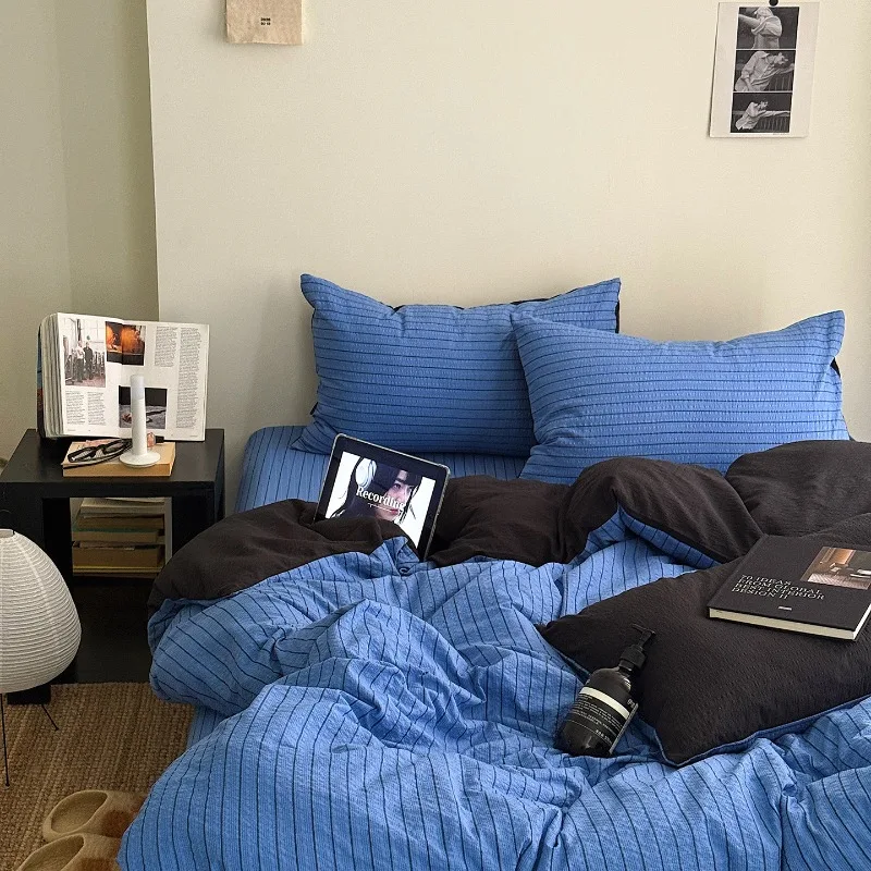 Nordic Minimalist Bedroom Four Piece Bed Set with Sheets Pillowcases Quilt Covercovers Suitable for Home Use 3