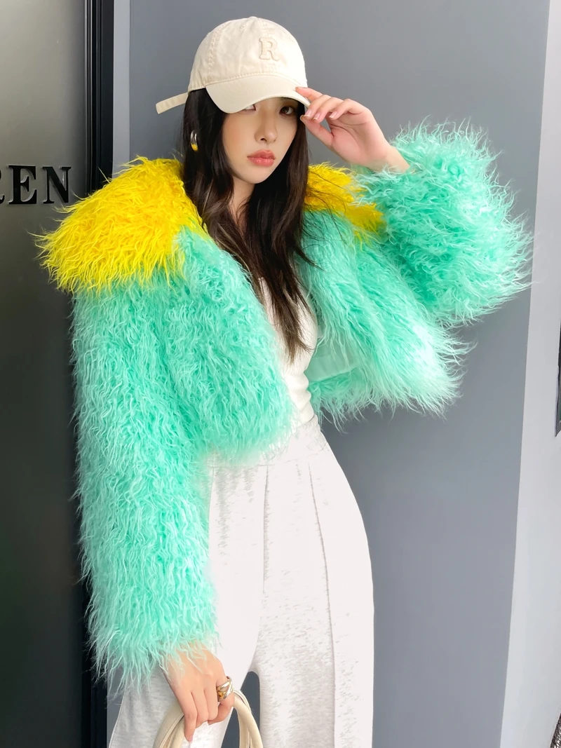 2024 Autumn and Winter New Niche Fur Blue Coat Imitated Sheep Long Turn-down Collar Green Short Top