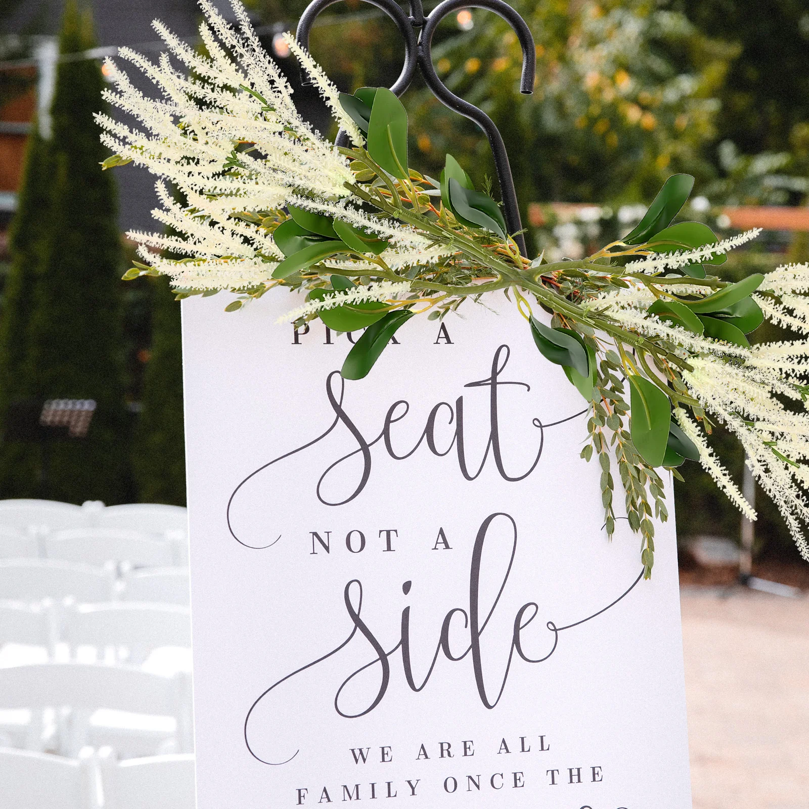 

Artificial Greenery Fake Plant Branch Plastic Material Wedding Greenery Decoration Fake Plant Branch for Natural Style