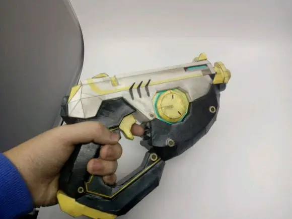 Game OW Hunting Pulse Gun 1:1 3D Paper Model DIY Handmade Toy