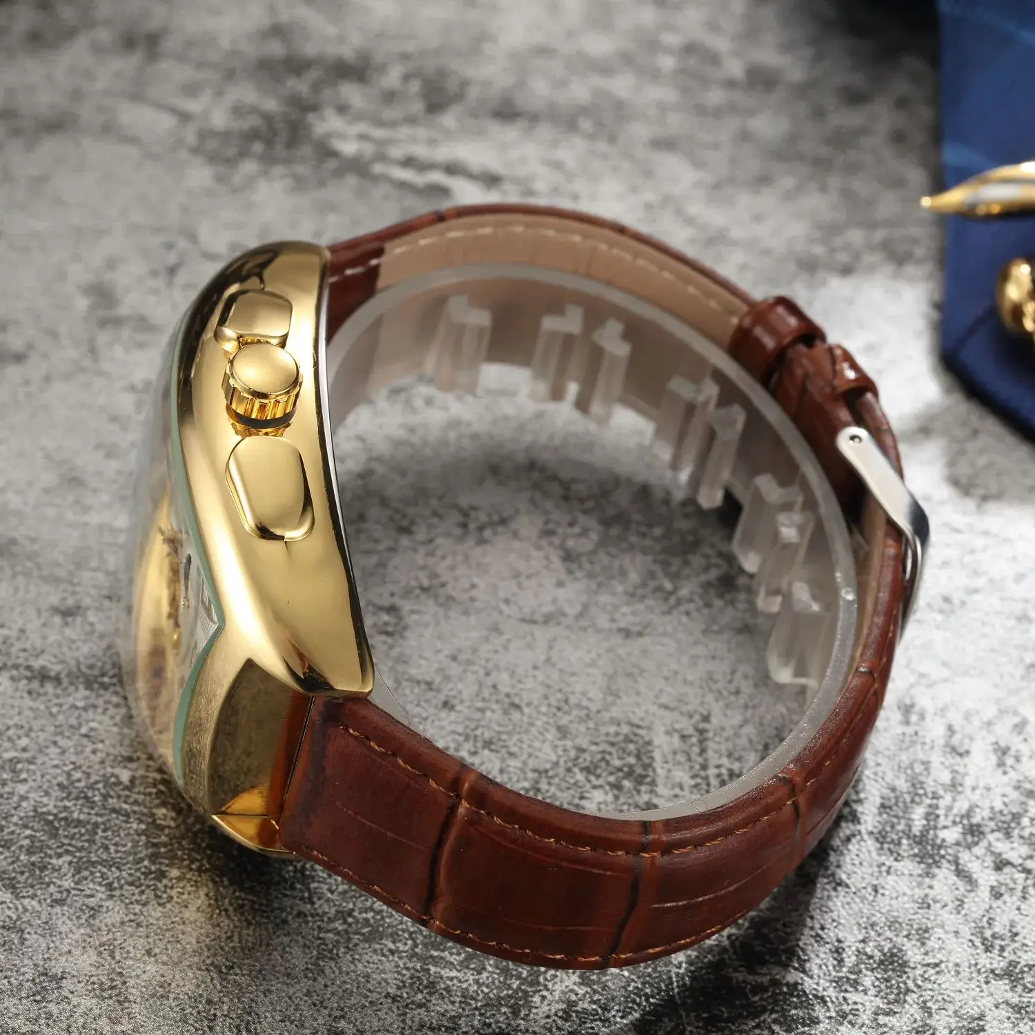 Reloj de moda para hombre, Tourbillon luminoso en forma de barril de vino, movimiento mecánico completamente automático, reloj automático