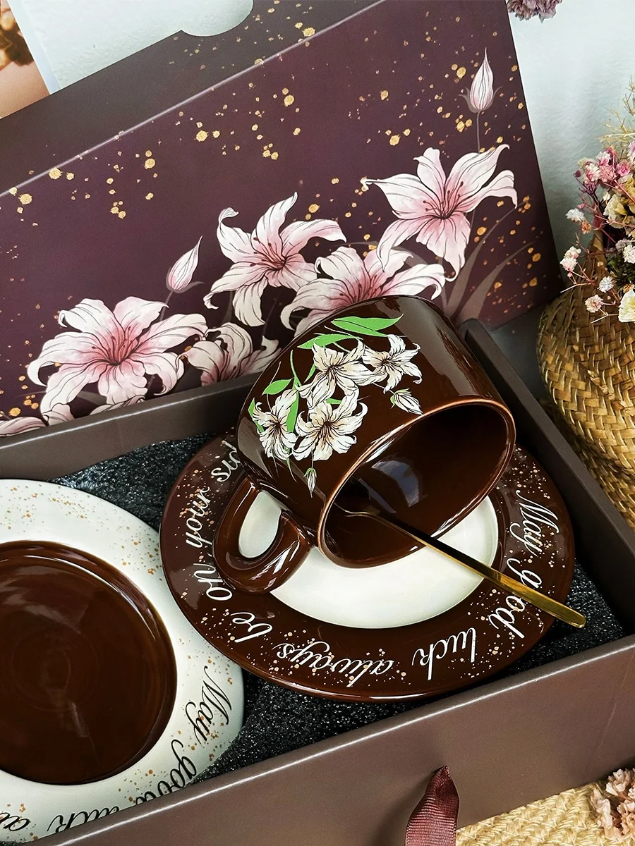 ensemble-de-tasses-a-cafe-en-ceramique-elegantes-pour-les-cadeaux-de-fiancailles-de-mariage-les-anniversaires-de-femmes-tasses-haut-de-gamme-boite-cadeau-creative