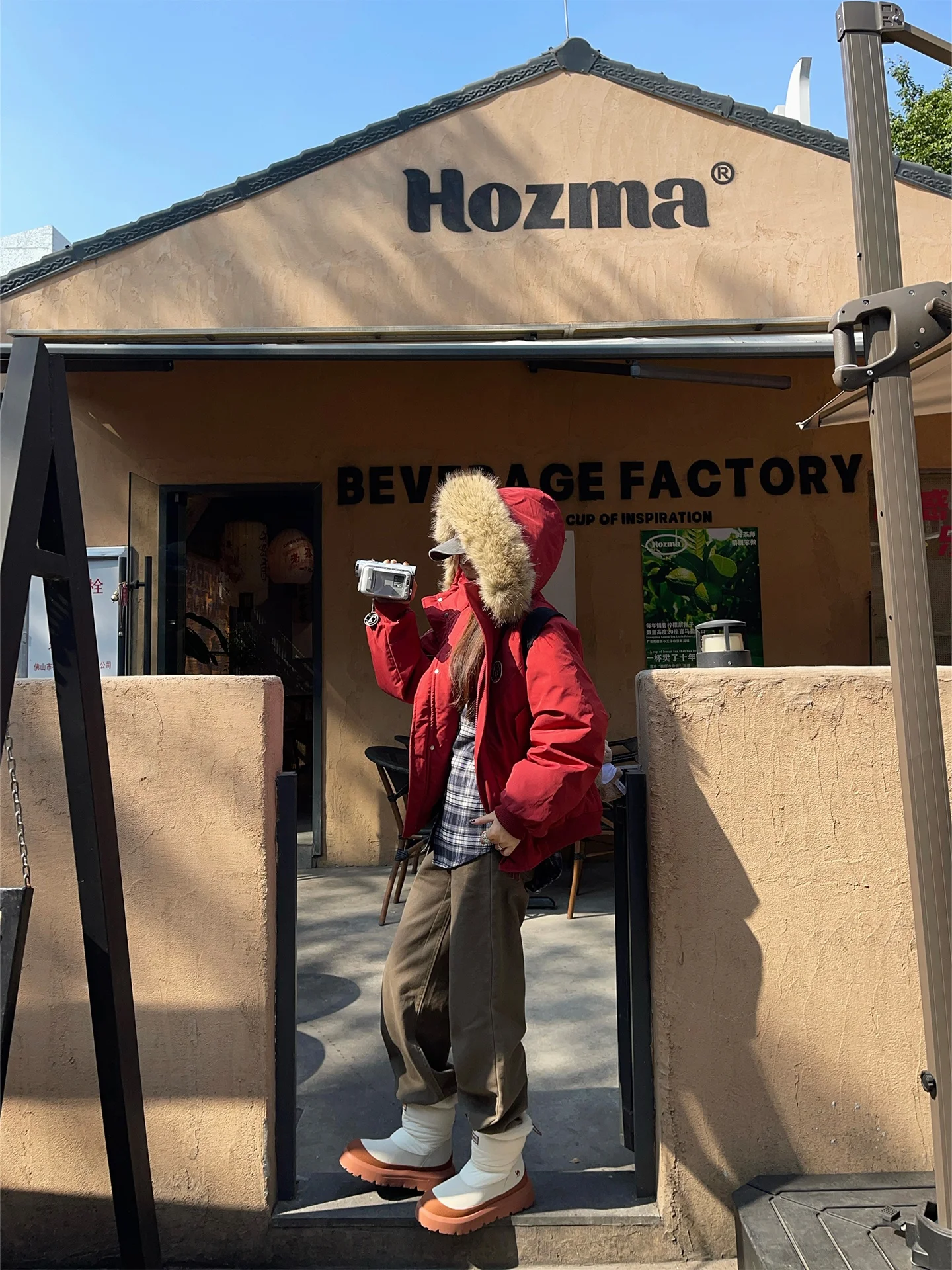 

Корейская женская парка с отстегивающимся меховым воротником, утепленная, с капюшоном, короткая хлопковая куртка, теплая, с регулировкой на талии, зимняя верхняя одежда