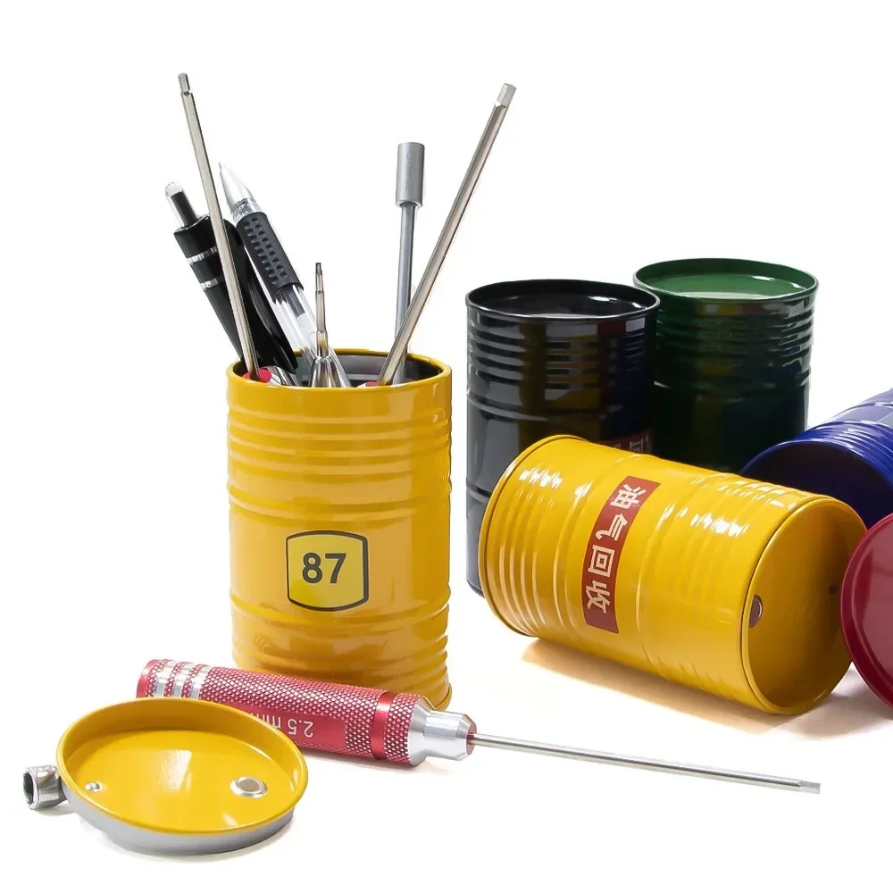 Baril d'huile de Simulation en métal, baril d'outil, porte-stylo pour voiture sur chenilles 1/10 1/8 Rc Trx4 Axial Scx10