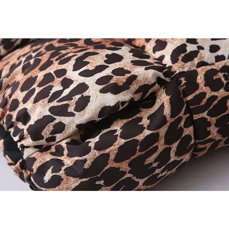 TRAF ZR Snow Parka cappotto imbottito con stampa leopardata Parka invernale per donna elegante cappotto da donna di lusso Parka caldo retrò americano