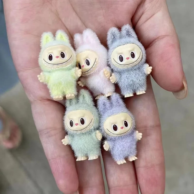 ตุ๊กตาการ์ตูน labubu ชุดมินิ3ซม. มินิ flocking ตุ๊กตาน่ารักประณีตของขวัญจี้ตกแต่งของเล่น Kawaii ของขวัญ