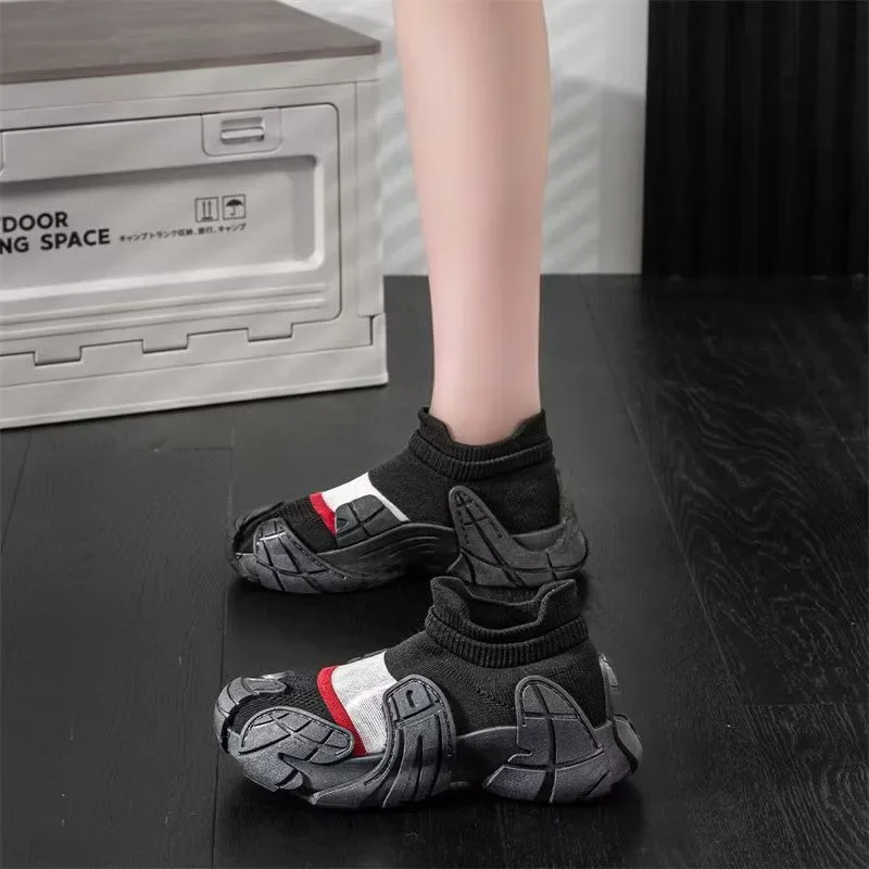 

Новая летняя популярная универсальная дышащая спортивная сетчатая женская обувь в корейском стиле с защитой от запаха, повседневная и модная спортивная обувь