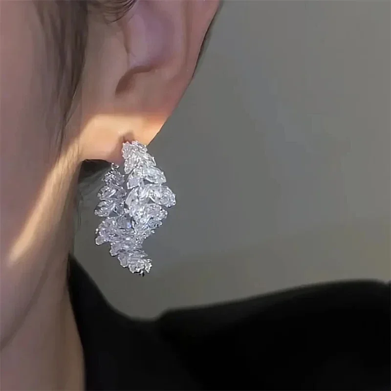 2024 New Fashion Trend Unique Design Elegant and Exquisite Zircon Leaf Earrings For Women Jewelry Wedding Party Premium Gifts