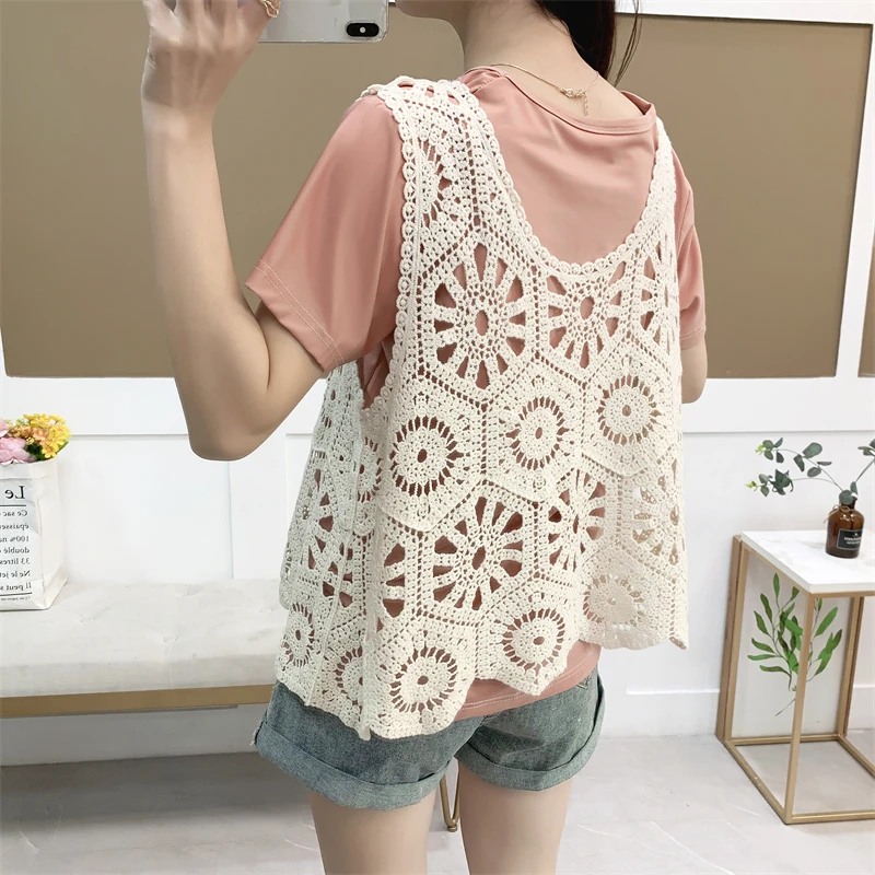 Women\'s Hollow Out Crochet Tank Top Sleeveless Summer Vest Korean Style Casual Holiday Beach Boho Beige Lace Top