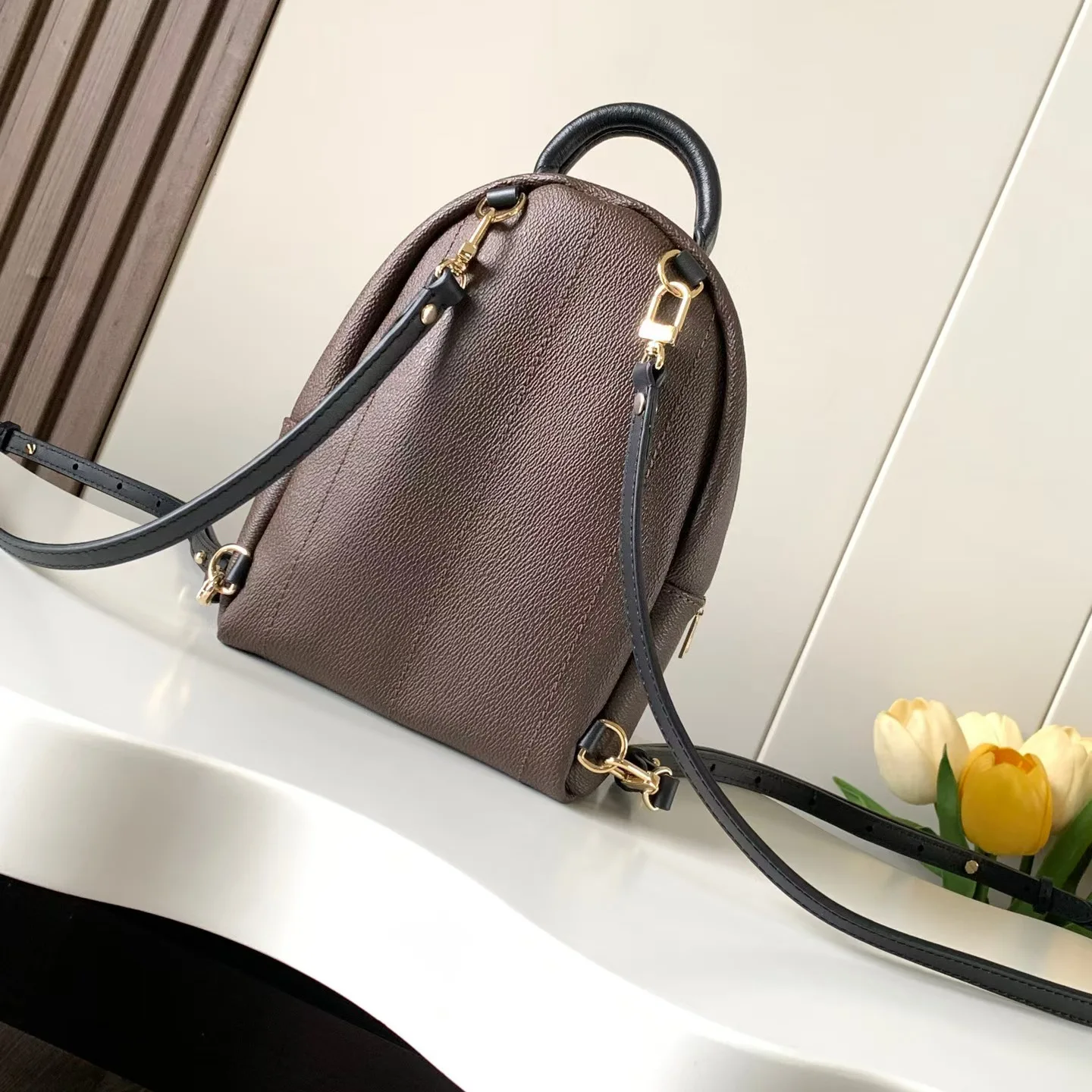 Mini Backpack 2025 New Luxury High Texture Genuine Leather Flower Backpack Fashion Trend Versatile