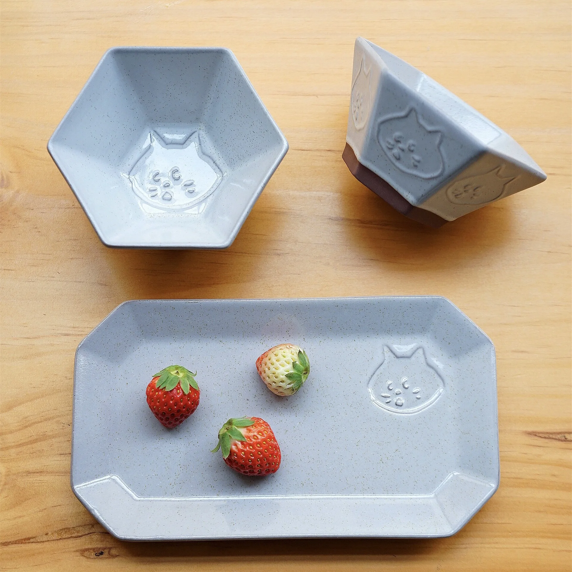 Japanese Cute Surprise Cat Tableware Underglaze Color Plate Cartoon Ceramic Bowl Household Rice Noodle Soup Bowl
