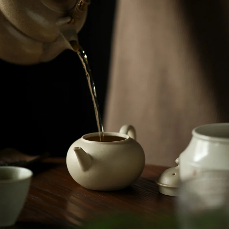Antique Handmade Grass Ash Soda Tea Brewing Pot Side Pot Single Ceramic Pot Kung Fu Tea Set Tea Making Device Zen Japanese Style