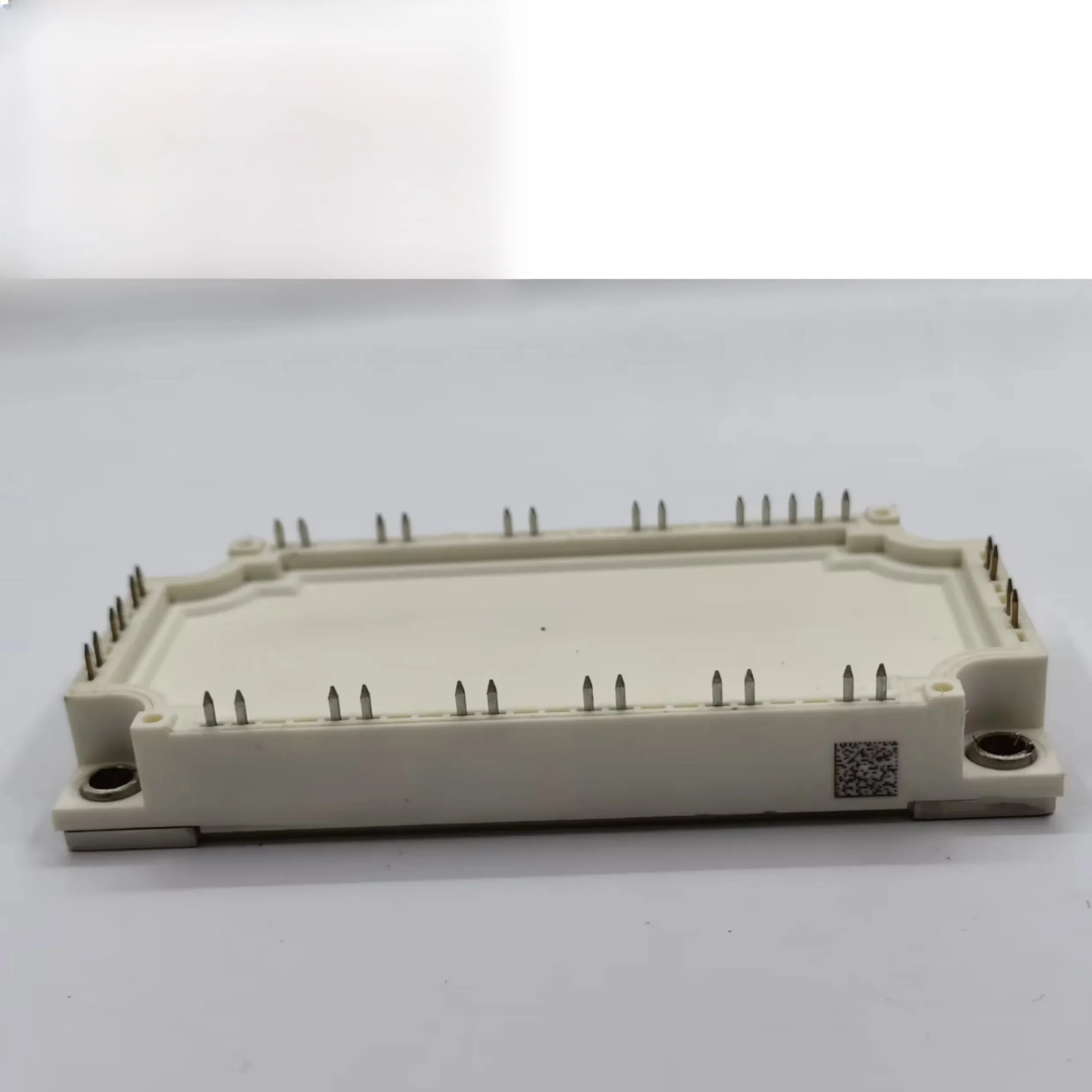 

GD75PIX120C6S GD75PIY120C6S GD75PIT120C6S GD75PIL120C6S GD100PGX120C6ST NEW AND ORIGINAL MODULE