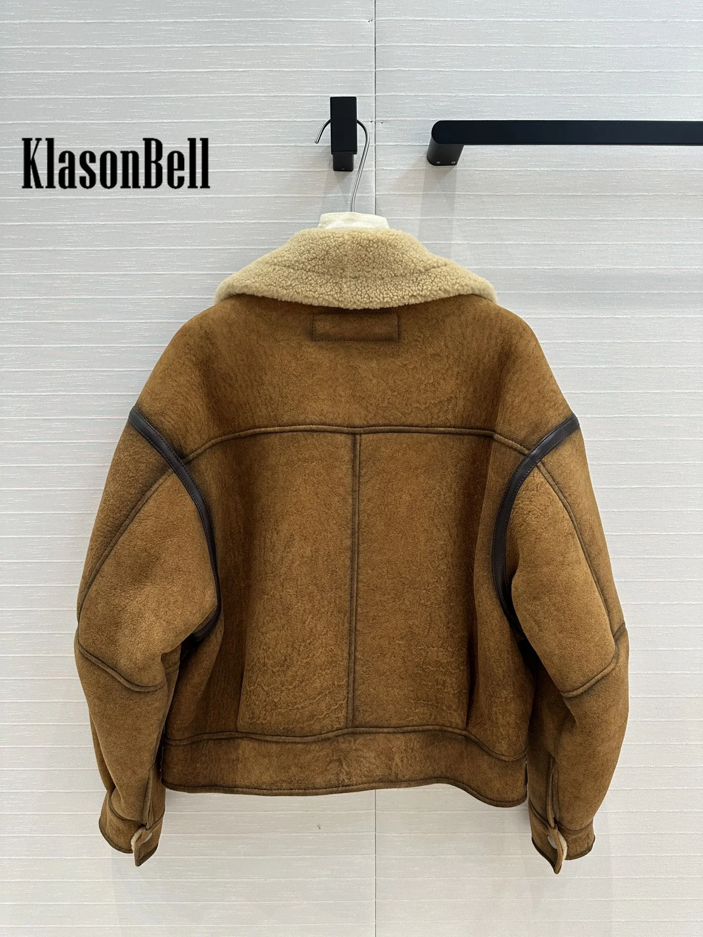 10.9 KlasonBell Women Autumn Winter New Vintage Genuine Leather Spliced Suede Short Jacket Fur Lapel Keep Warm Zipper Coat