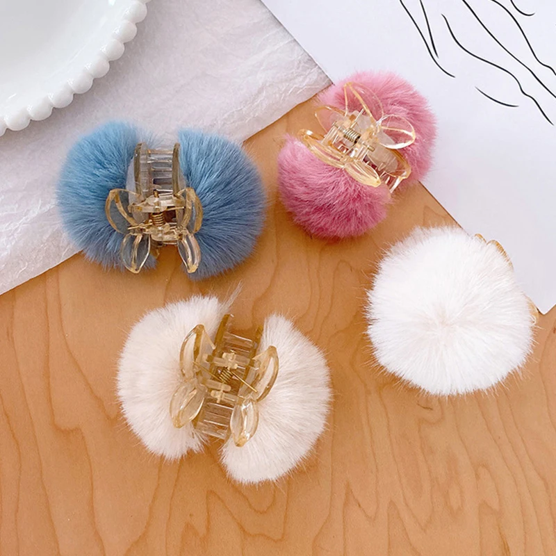 Women Furry Faux Fur Plush Hair Claw Clips Girls Cute Mini Balls Hair Clips Solid Color Fuzzy Barrettes Fluffy Pom Pom Hairpins