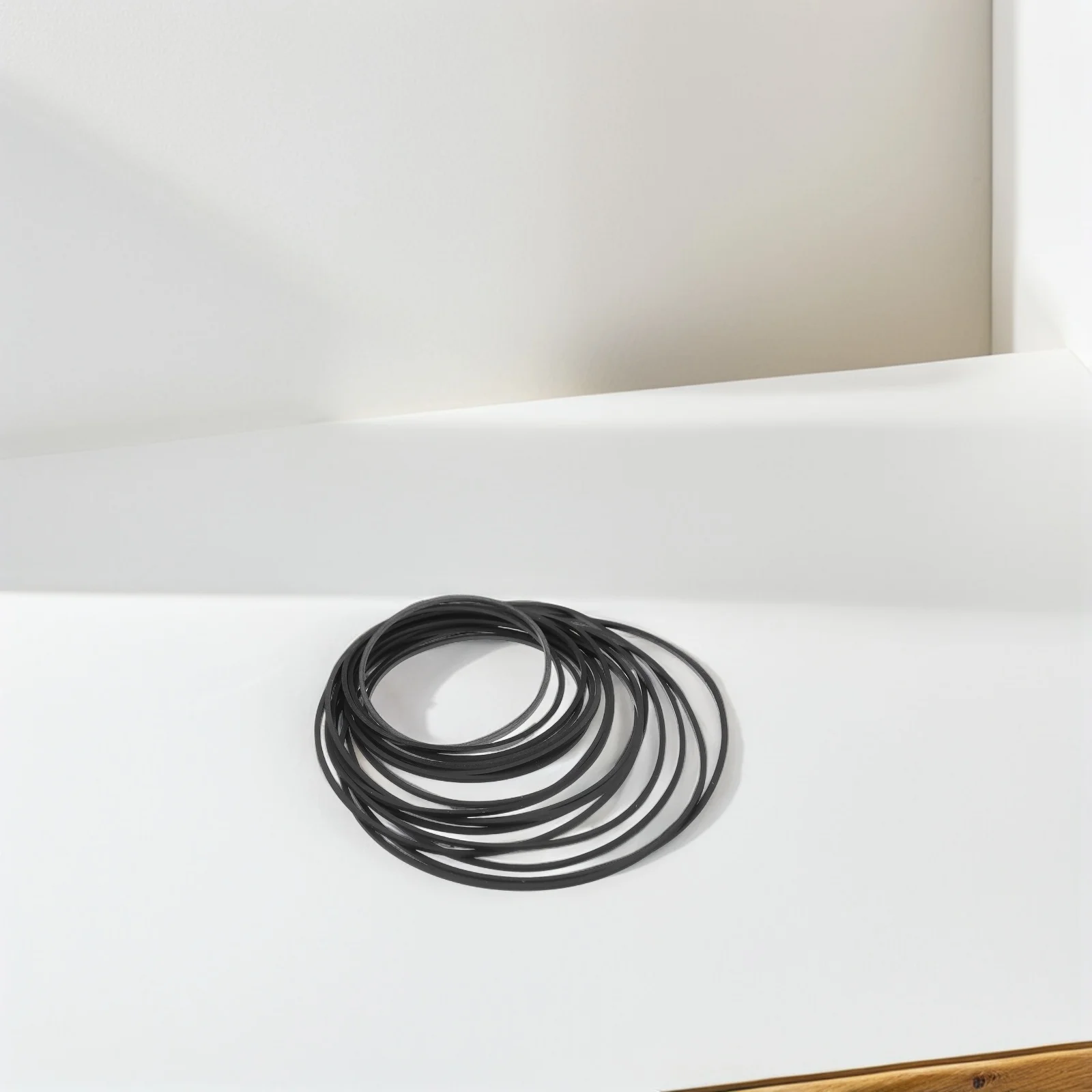 

50pcs Cassette Recorder Belts 1mm Square Rubber Drive Belt for Player Turntable Fits Most Devices Used In Recorders Video