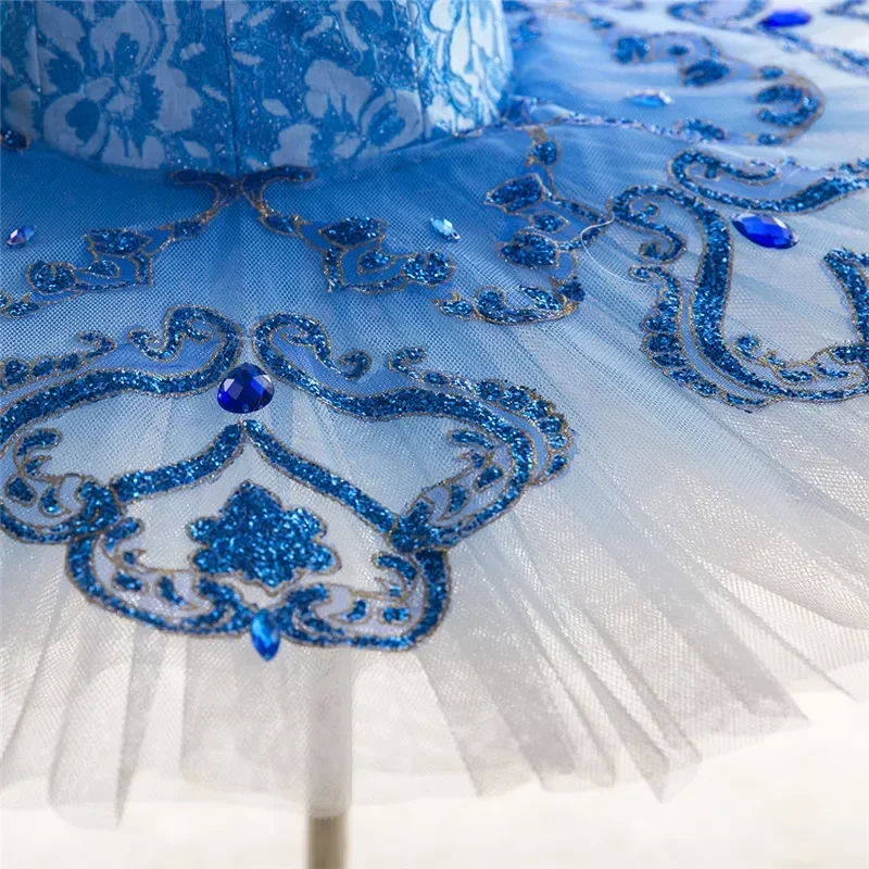 ชุดบัลเลต์เด็กผู้หญิง ดีไซน์เฉพาะตัว ขนาดและสีตามสั่ง สำหรับการแสดงเต้นรำ 7 ชั้น สีไล่ระดับแบบออมเบร สีฟ้า สำหรับเด็กก่อนเริ่มต้นฝึกซ้อมระดับมืออาชีพ